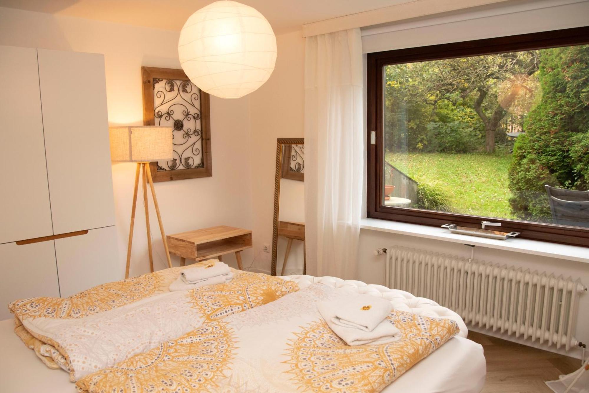 Mitten Im Gruenen - Apartment Mit Wohlfuehlcharakter In Stadtrandlage Eutin Eksteriør billede